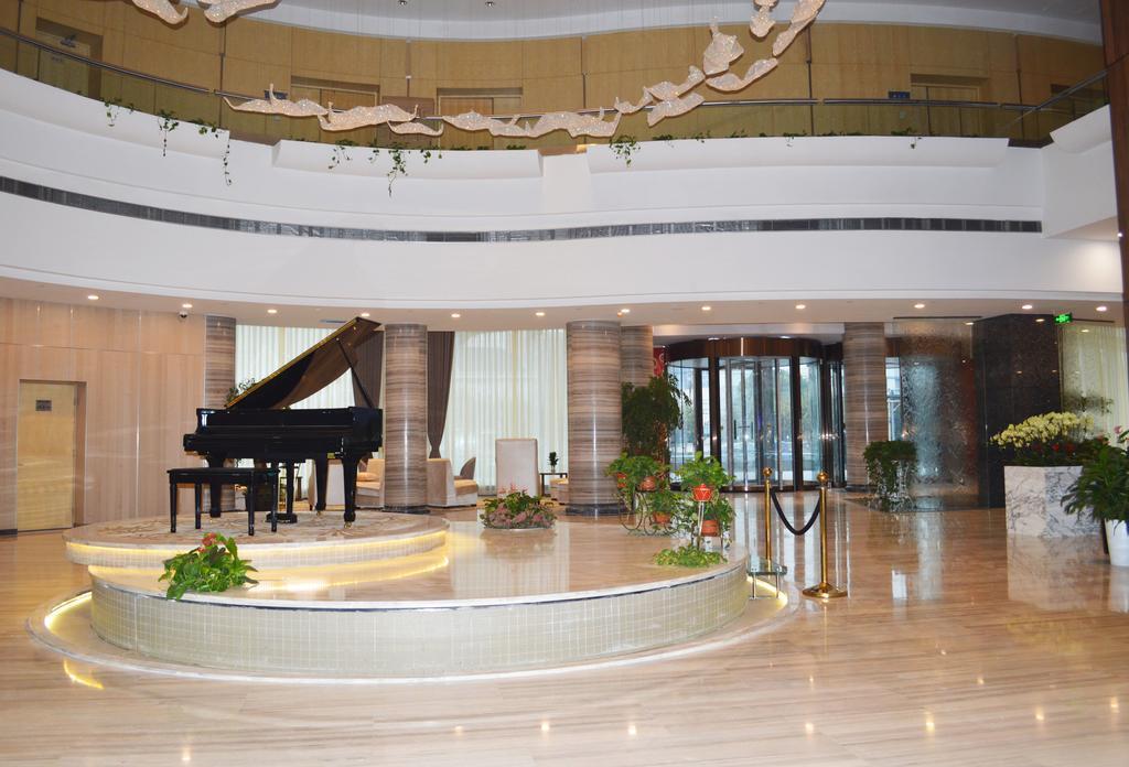 שנגחאי Noble Center Hotel מראה חיצוני תמונה