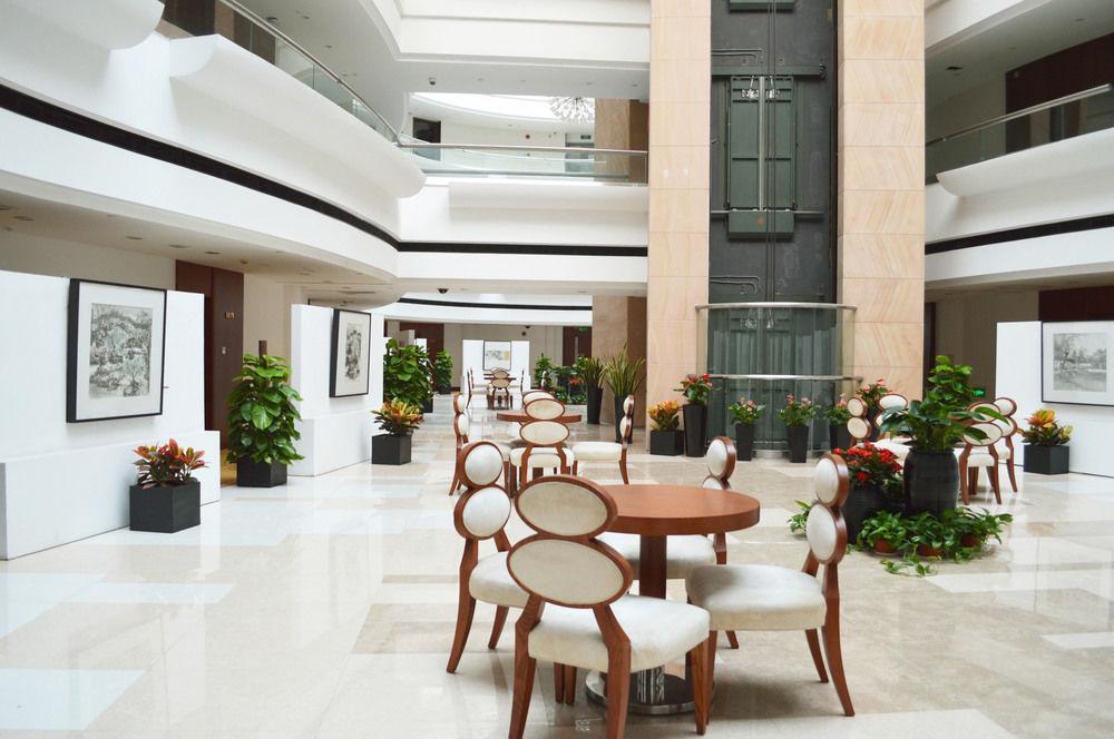 שנגחאי Noble Center Hotel מראה חיצוני תמונה